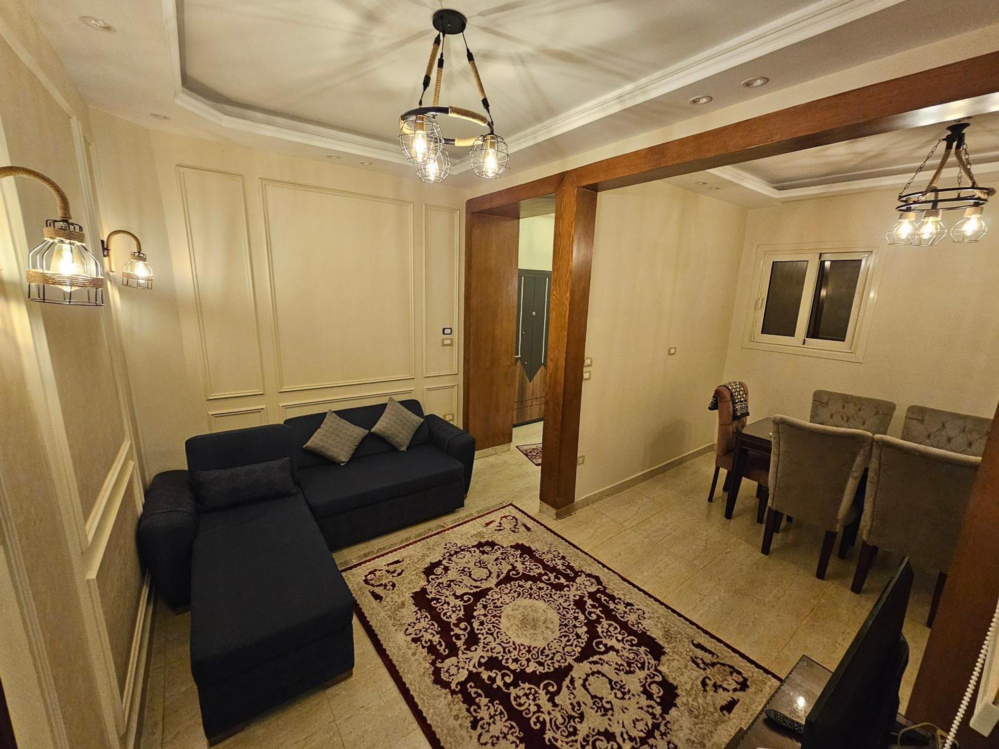 3rd Floor Luxury Apartment-families Only Apartment *