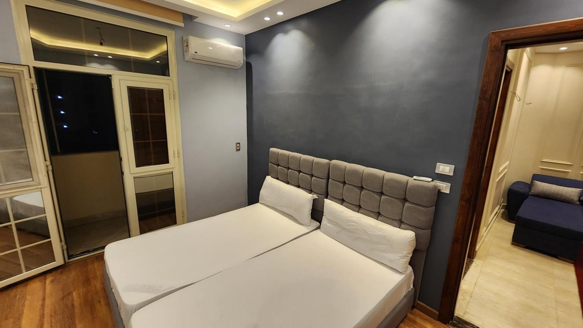 3rd Floor Luxury Apartment-families Only Apartment Alexandria