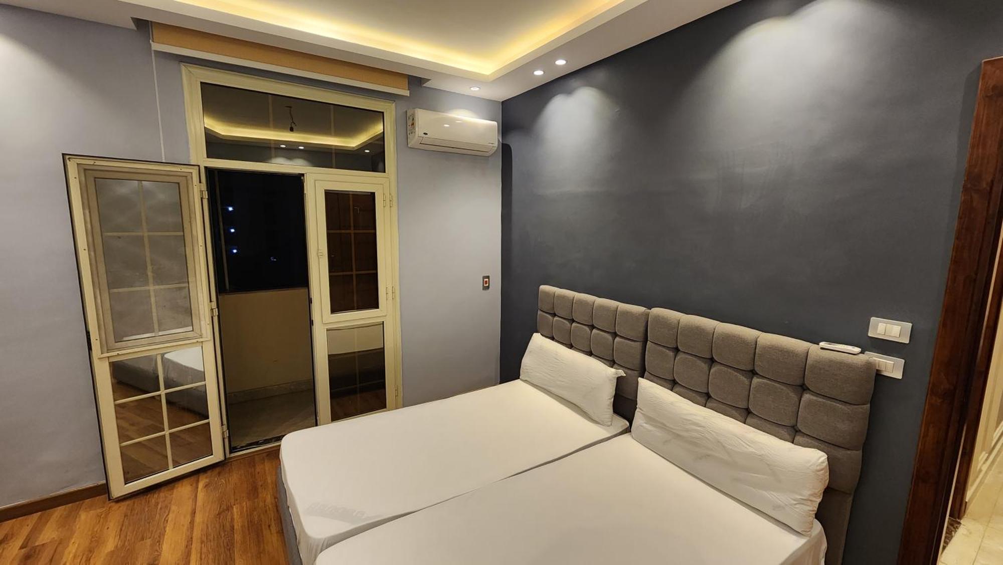 3rd Floor Luxury Apartment-families Only Apartment *