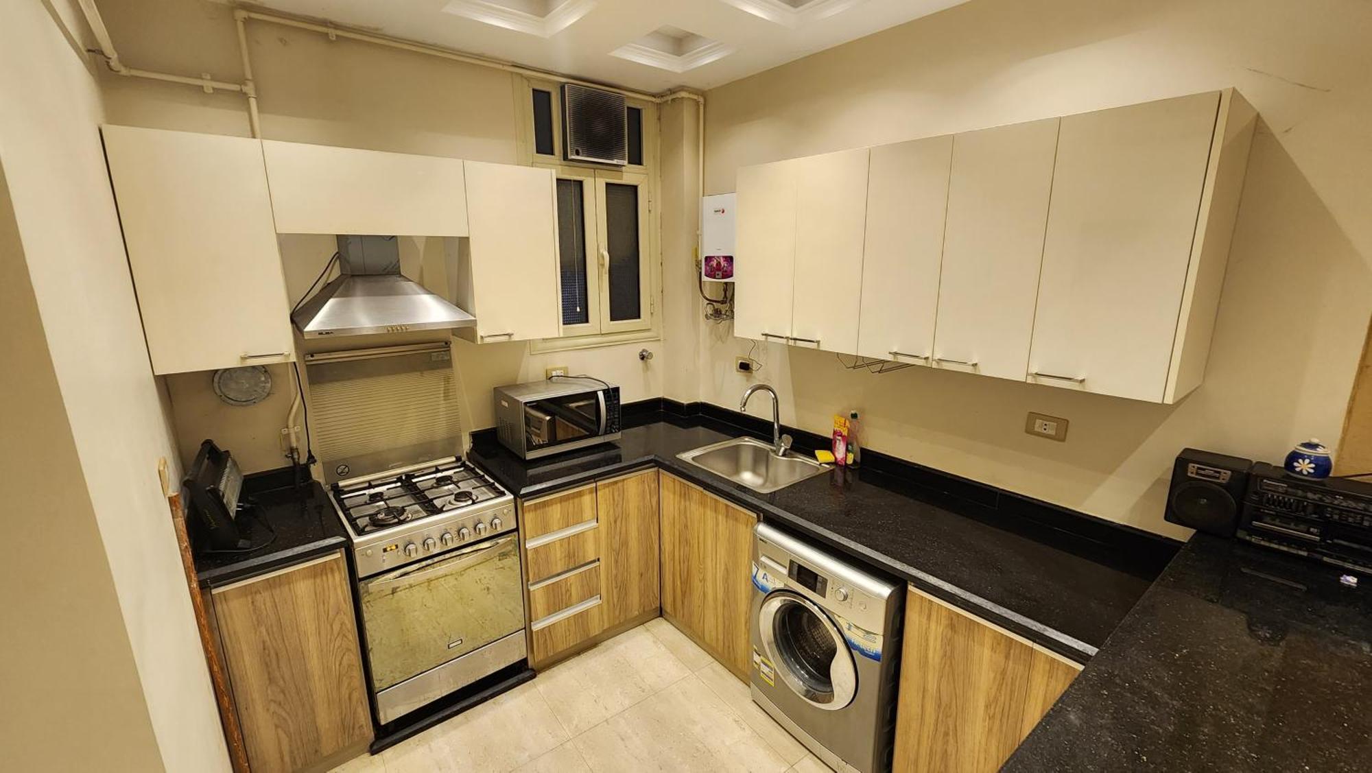 Apartment 3rd Floor Luxury Apartment-families Only *