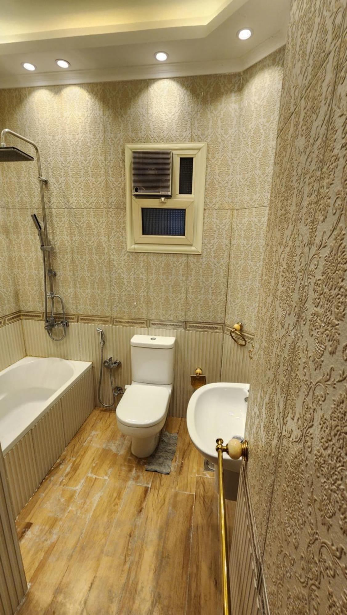 3rd Floor Luxury Apartment-families Only Apartment Alexandria