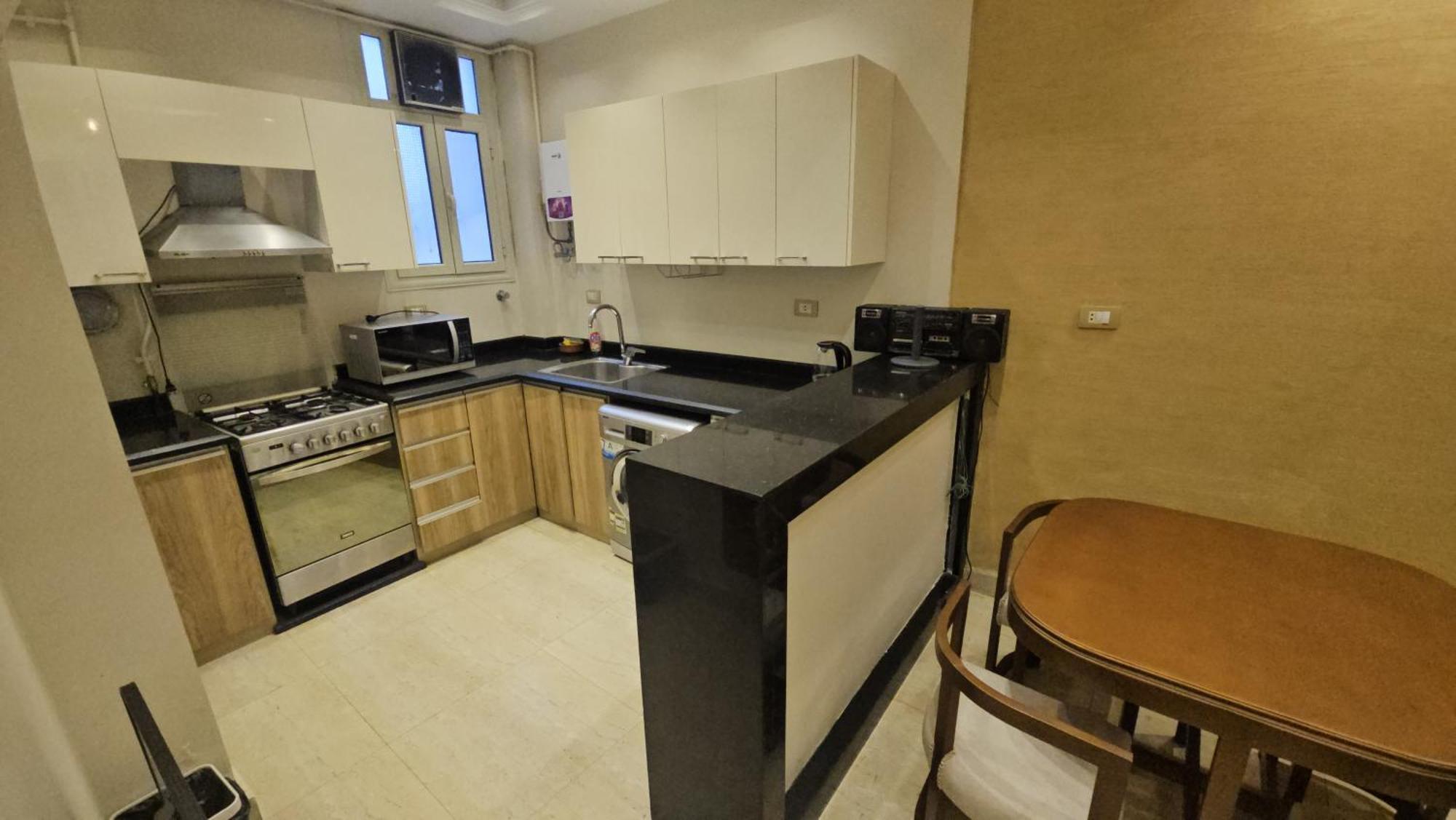 Apartment 3rd Floor Luxury Apartment-families Only